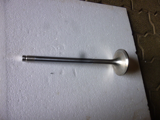 EXHAUST VALVE (NIMONIC)